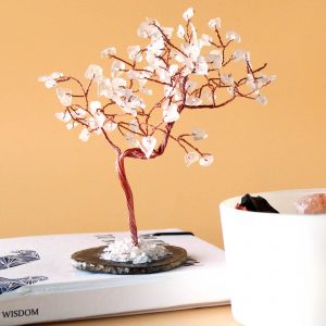 Arbre de pierres naturelles – Quartz brut sur agate noire (100 pierres)