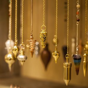 Pendules de divination