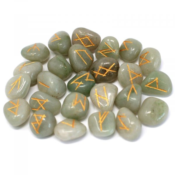 Runes en Aventurine verte naturelle