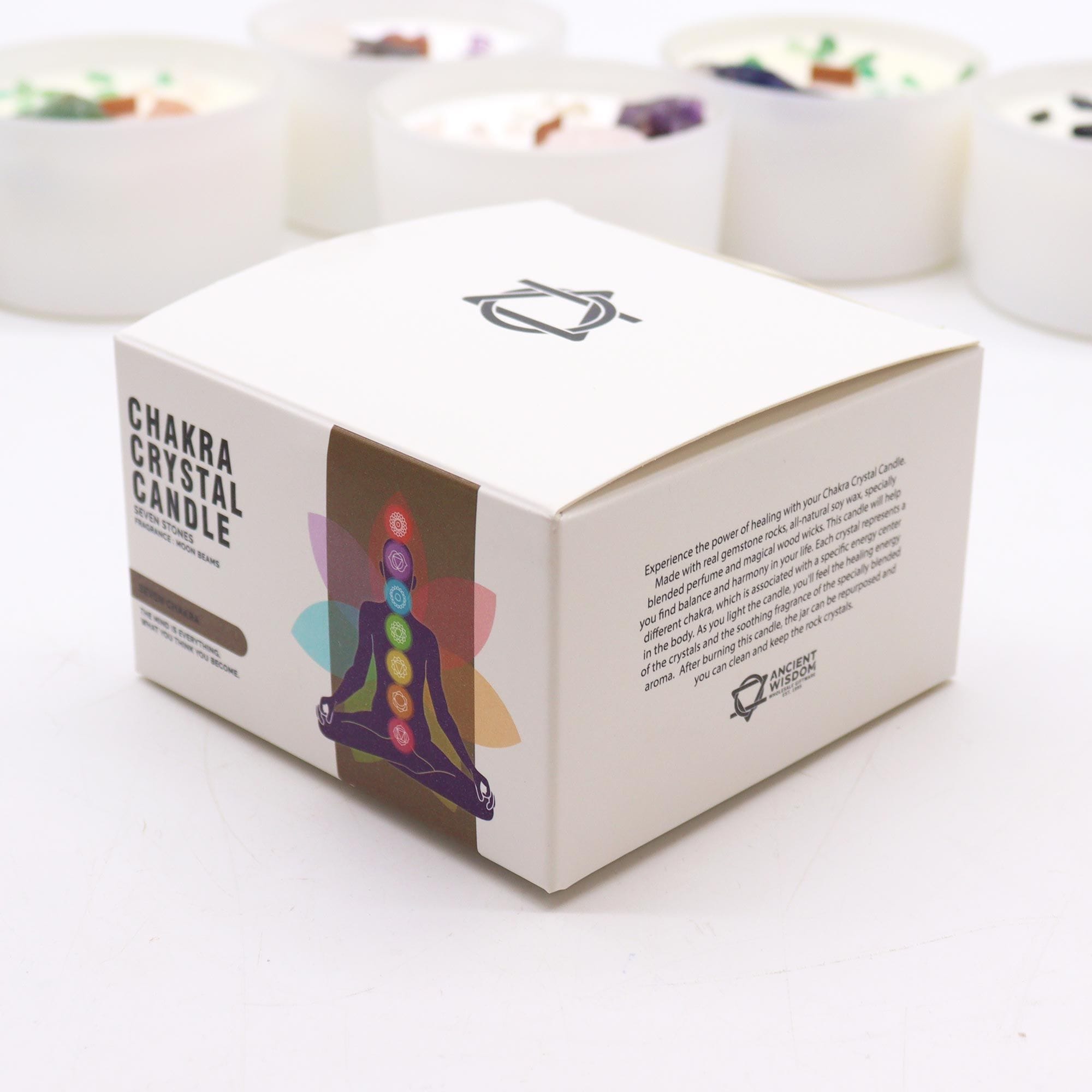 Grande Bougie aux 7 Cristaux de Chakra — Cire de Soja & Pierres Naturelles – Image 2