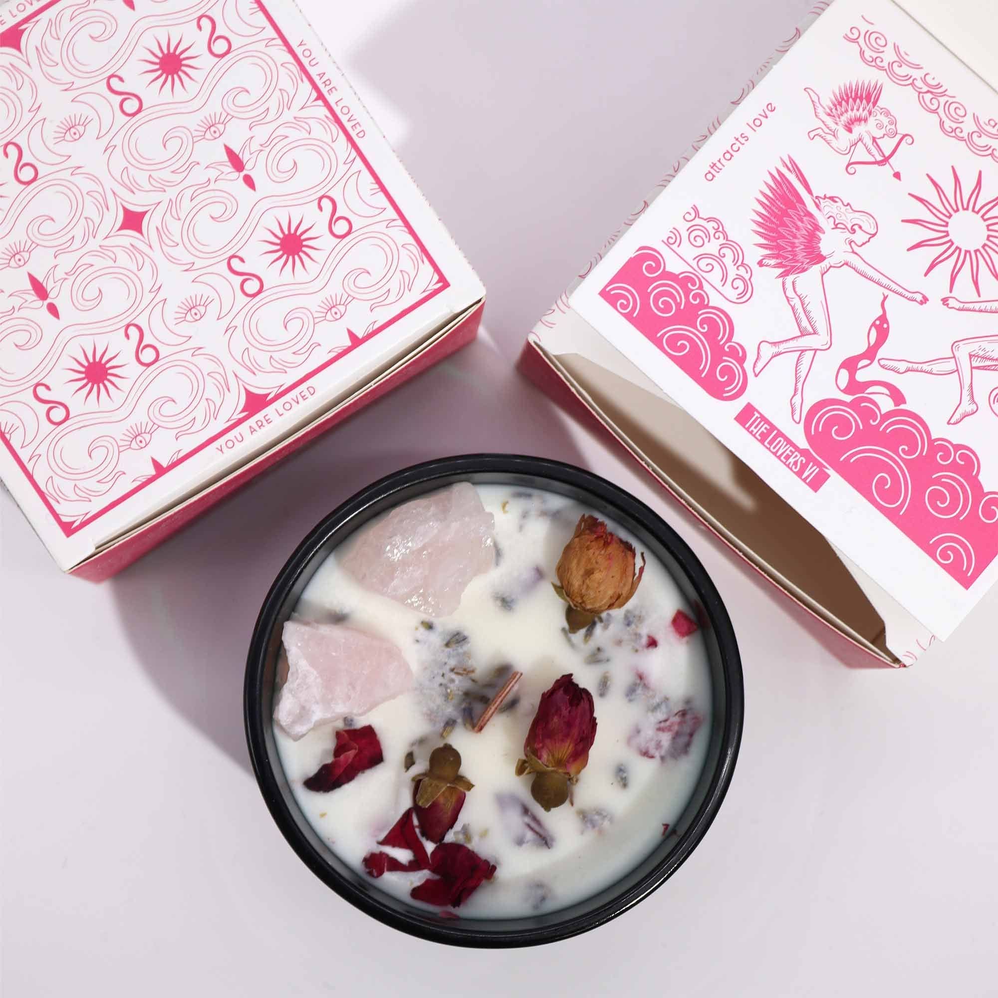 Bougie Florale au Quartz Rose & Fleurs Séchées — Les Amoureux | Hop Hare – Image 2