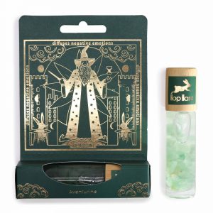 Roll-on ésotérique Tarot Le Magicien à l’aventurine verte avec packaging vert et doré inspiré du tarot, parfum énergétique de chance et de clarté mentale.