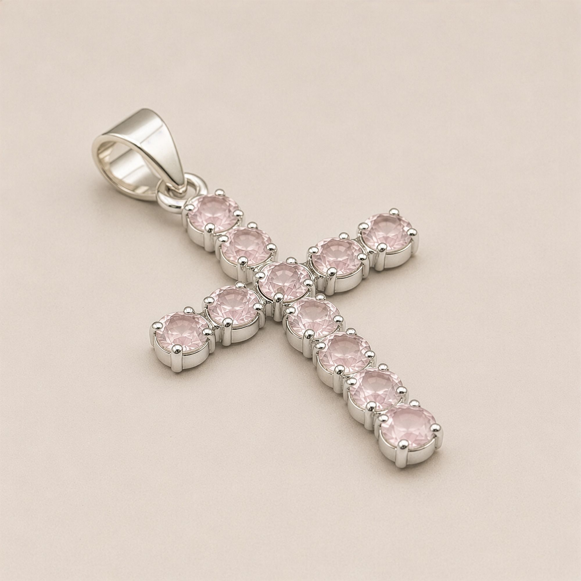 Pendentif Crucifix en Quartz Rose Plaqué Argent – Collier avec Chaîne 45 cm – Image 3