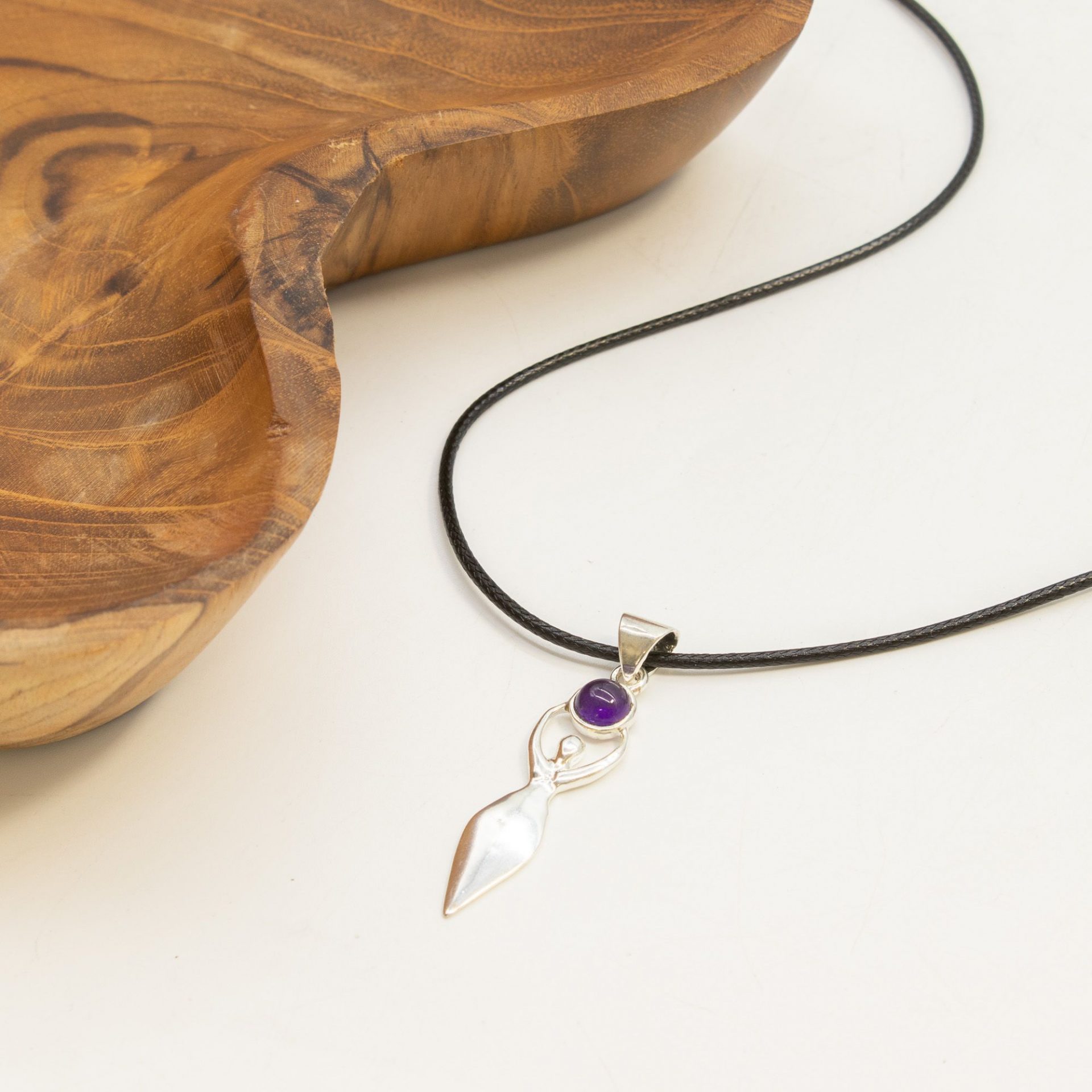 Pendentif Déesse en Améthyste Plaqué Argent – Collier Spirituel Cordon 45 cm – Image 2