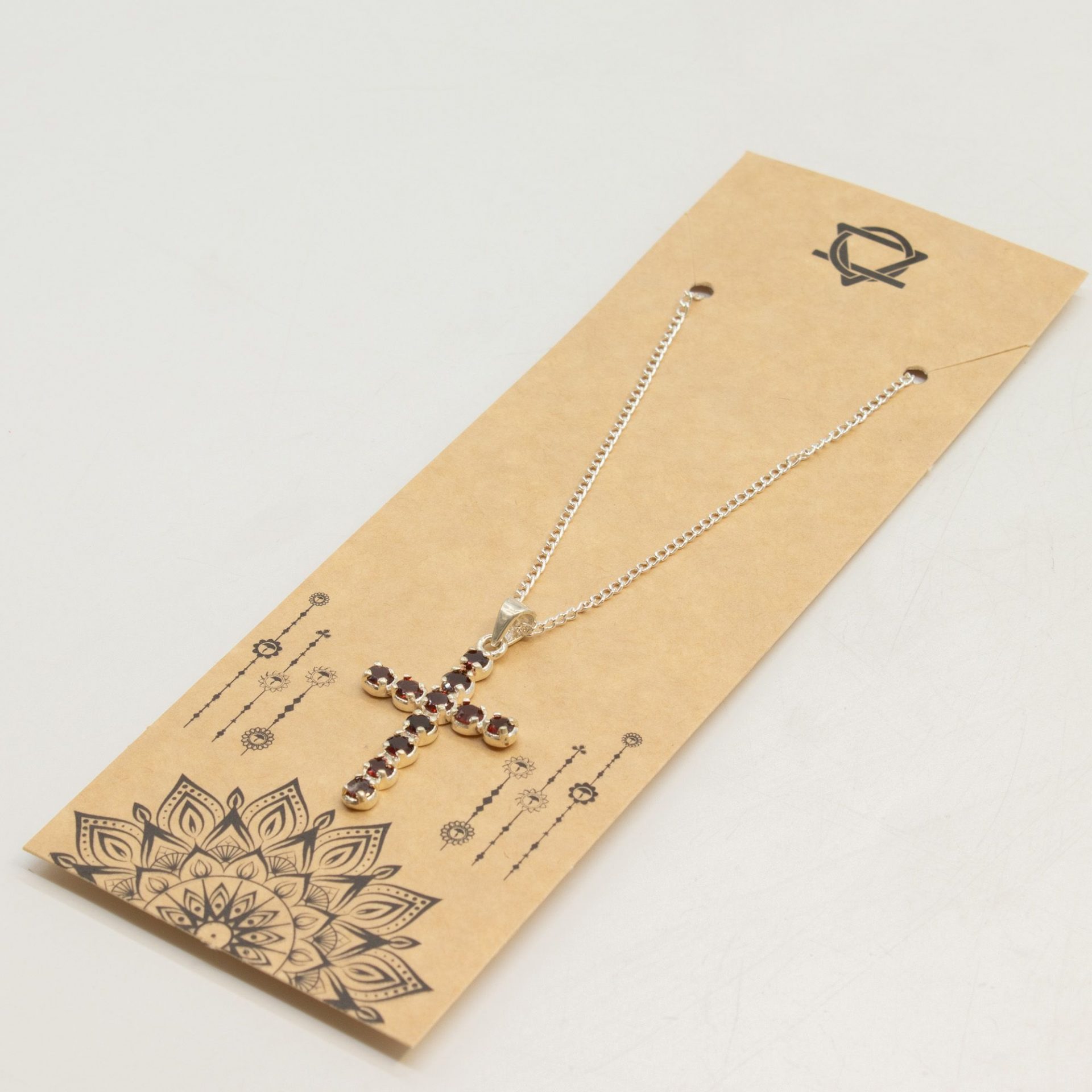 Pendentif Crucifix en Grenat Plaqué Argent – Collier avec Chaîne 45 cm – Image 5
