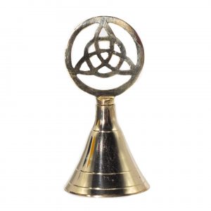 Cloche d’autel en laiton doré avec symbole Triquetra ajouré, objet rituel celtique pour autel spirituel, méditation et pratiques ésotériques