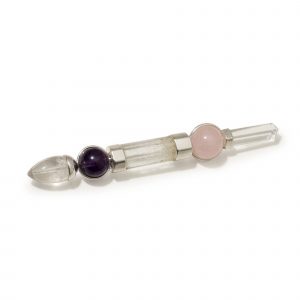 Baguette de soin L'Axe de Grâce en cristal de roche, sphères d'améthyste et de quartz rose – Lumen Arca
